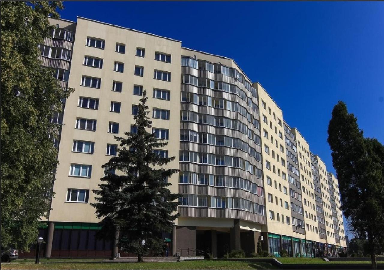 Апартаменты Уютные в центре Гродно Экстерьер фото